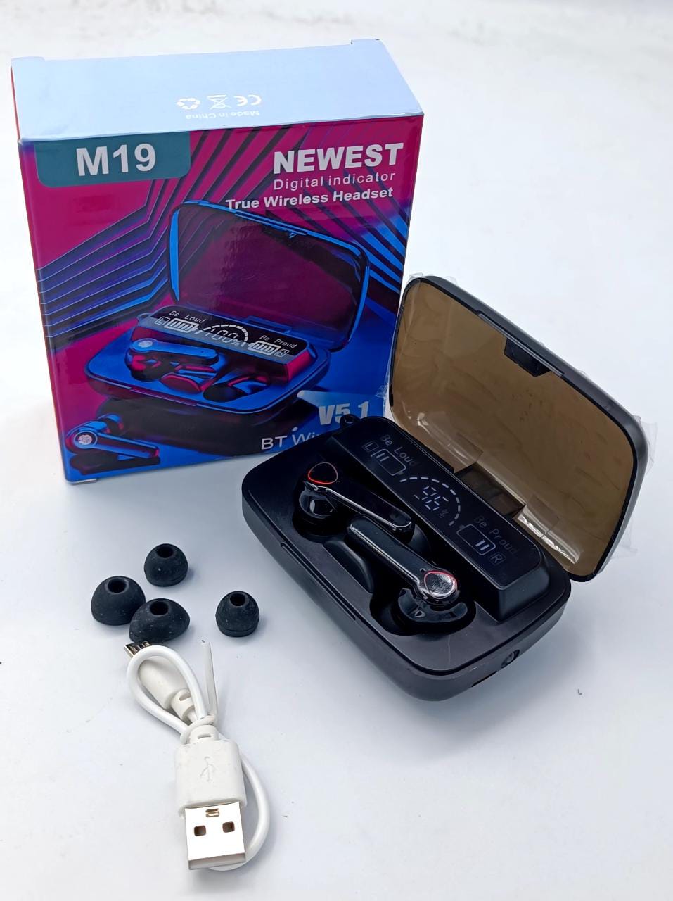 Black M19 Bluetooth Earphones - Zambeel