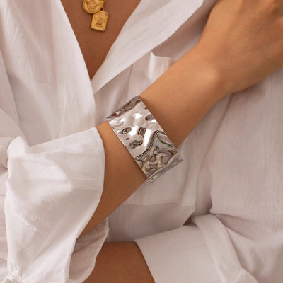 Bohemian Style Thump Texture Bracelet - Zambeel