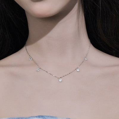 High - grade Niche Women's S925 Sterling Silver Small Square Diamond Clavicle Necklace - Zambeel