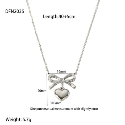 Love Pendant Necklace 18K Gold Stainless Steel Clavicle Chain Necklace For Women - Zambeel