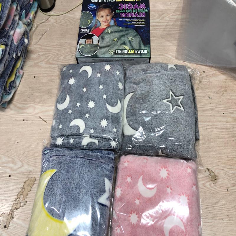 Magic glow blanket hotsell