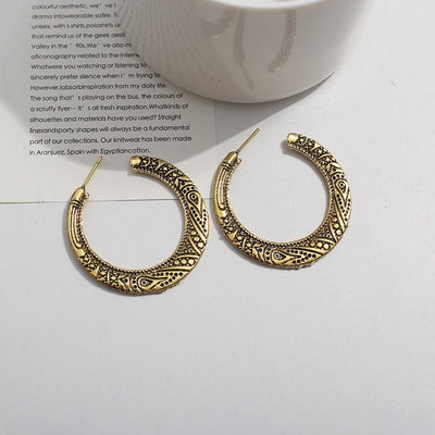 Simple Exaggerated Temperamental Retro Big Ear Ring - Zambeel